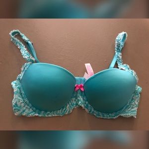 Brand new Victoria’s Secret bra size 34B